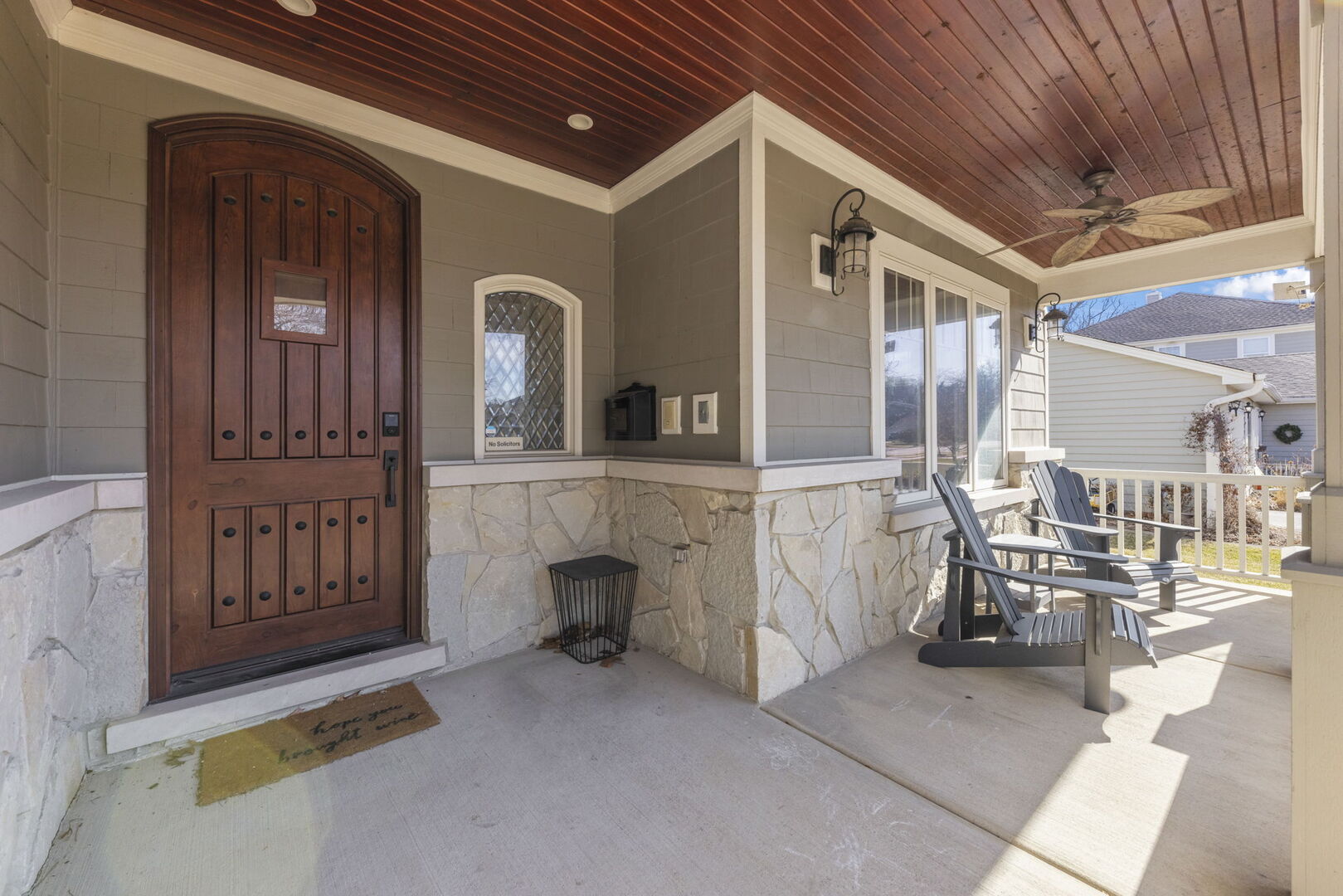 1723 Driving Park Road Wheaton, IL 60187 - Photo 2 of 43