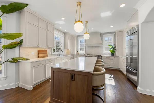 $1,595,000 | 1723 Driving Park Road, Wheaton, IL 60187