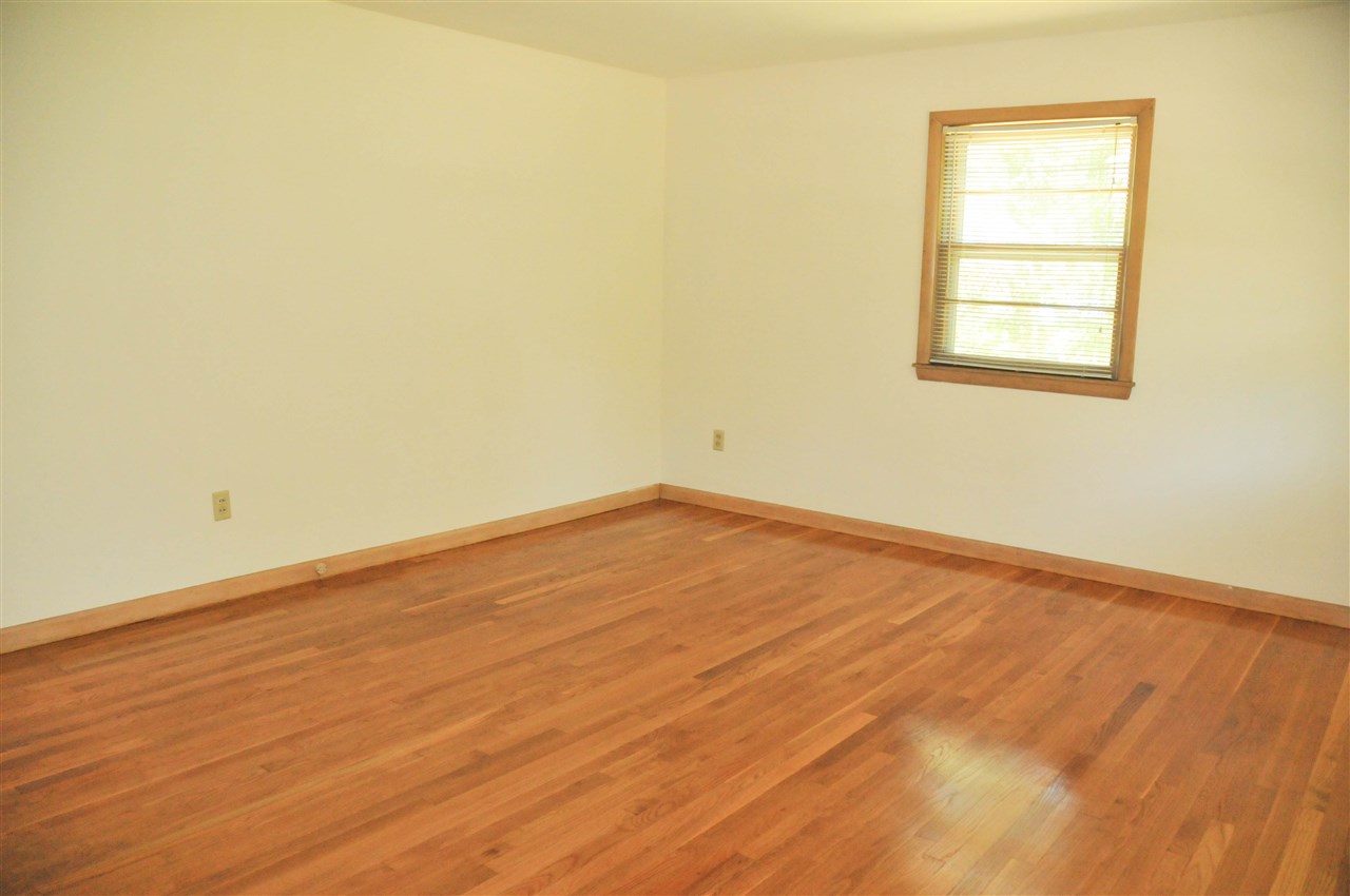 40 Provencher Street Manchester, NH 03102 - Photo 11 of 22 Gallery Image 11