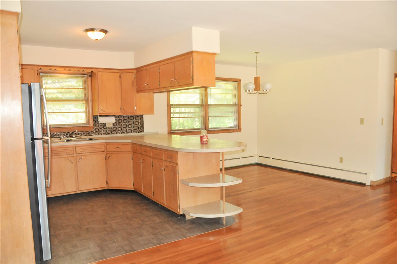 40 Provencher Street Manchester, NH 03102 - Photo 4 of 22 Gallery Image 4
