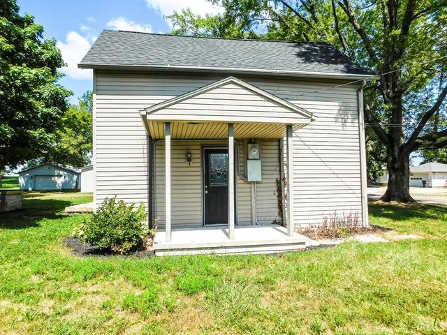 $99,900 | 9830 South 200 West, Keystone, IN 46759