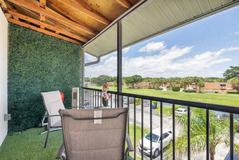 $260,000 | 1008 Green Pine Boulevard, Unit H3, West Palm Beach, FL 33409