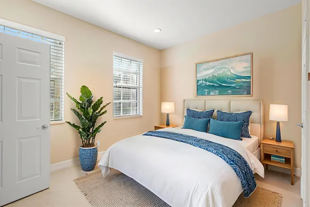 $480,000 | 238 West Thatch Palm Circle, Jupiter, FL 33458