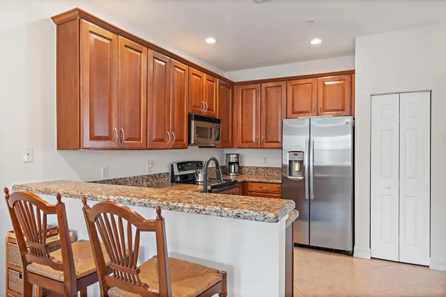 $480,000 | 238 West Thatch Palm Circle, Jupiter, FL 33458