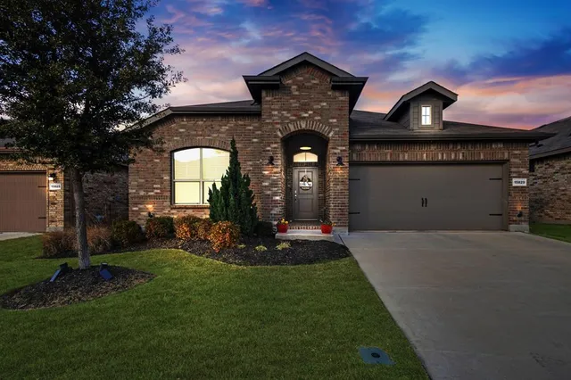 $395,000 | 15829 Farringdon Street, Fort Worth, TX 76247