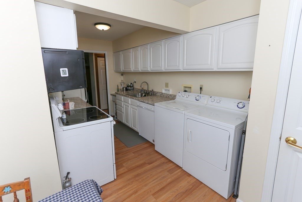 114 Kelley Road, Unit 114 Chicopee, MA 01022 - Photo 11 of 30