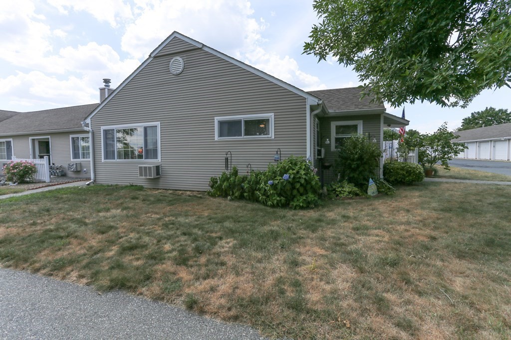 114 Kelley Road, Unit 114 Chicopee, MA 01022 - Photo 22 of 30