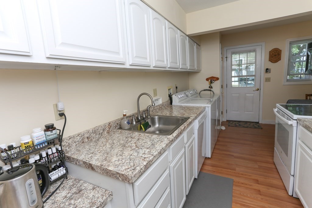 114 Kelley Road, Unit 114 Chicopee, MA 01022 - Photo 7 of 30