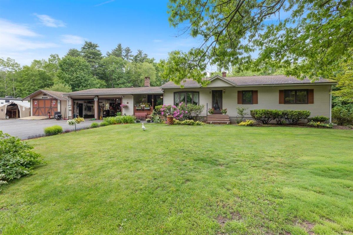 42 Brown Hill Road Hampstead, NH 03826 - Photo 2 of 52