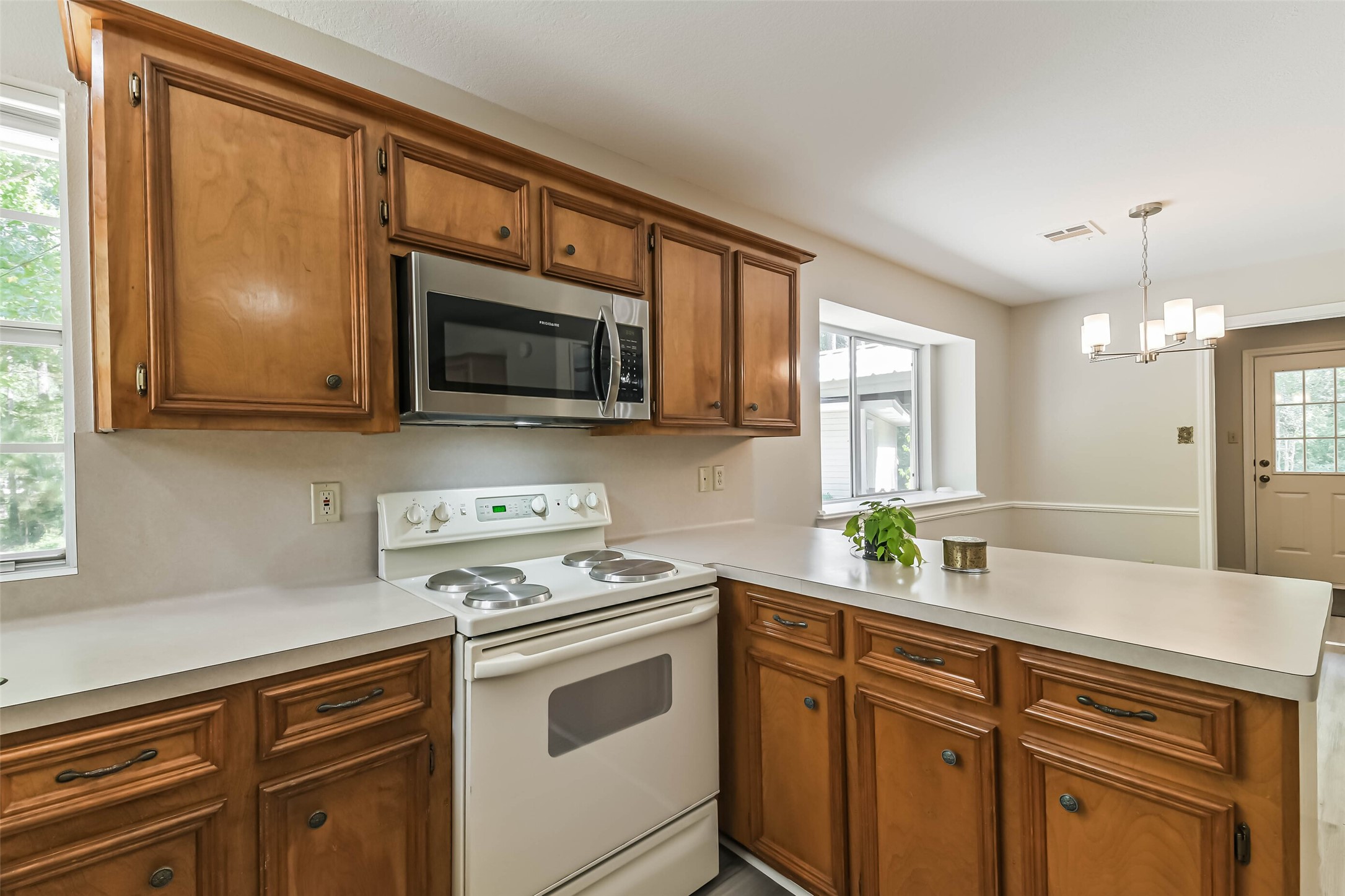 20211 Sienna Ridge Lane Magnolia, TX 77355 - Photo 16 of 43 Gallery Image 16