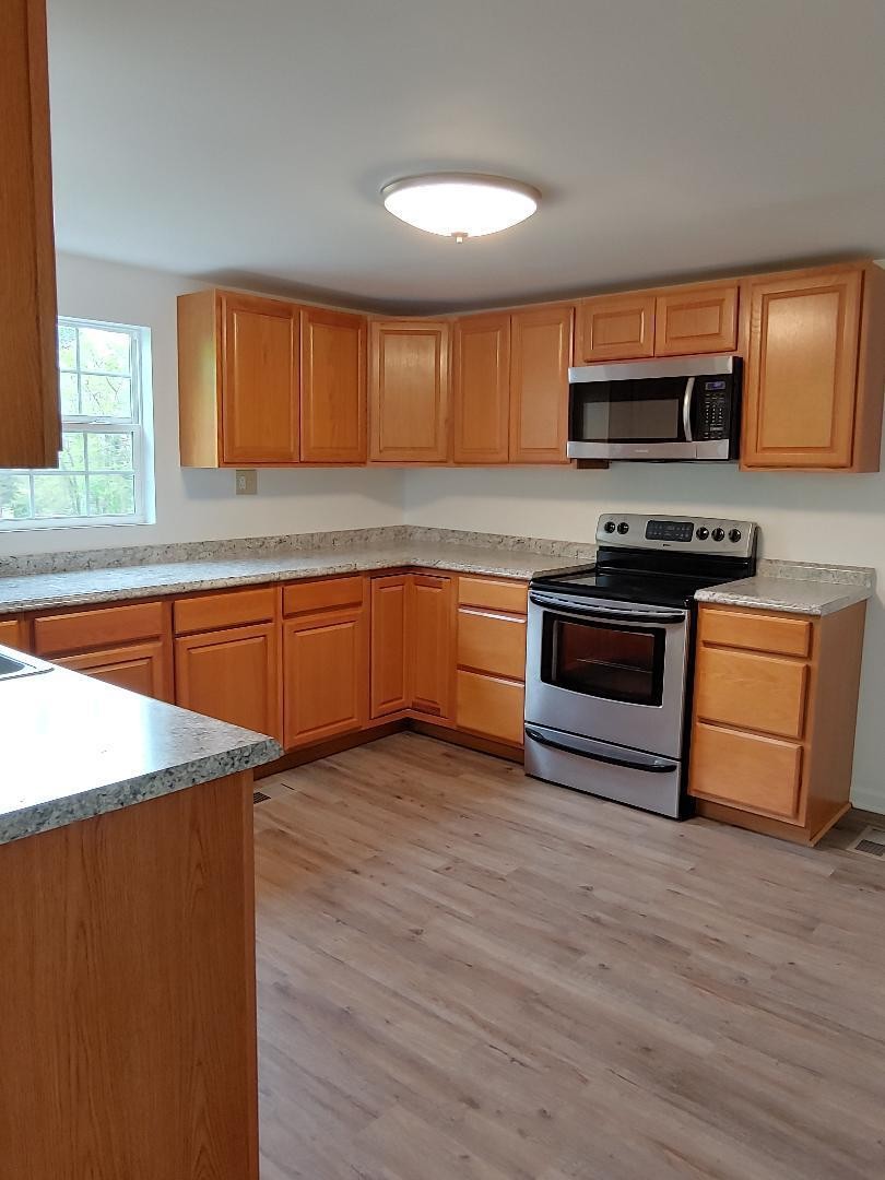 522 Randles Road Strawberry Plains, TN 37871 - Photo 12 of 35 Gallery Image 12