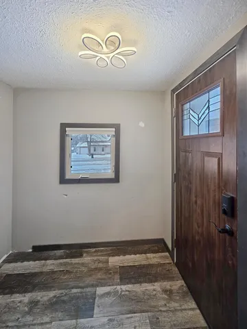 $165,000 | 105 West Main Street, Osakis, MN 56360