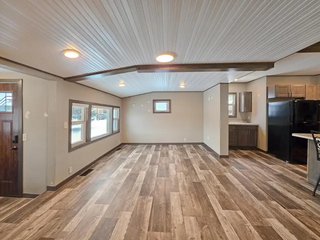 $165,000 | 105 West Main Street, Osakis, MN 56360