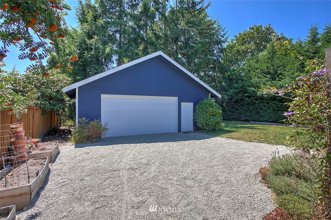 11637 Southeast 163rd Street Renton, WA 98058 - Photo 20 of 21 Gallery Image 20