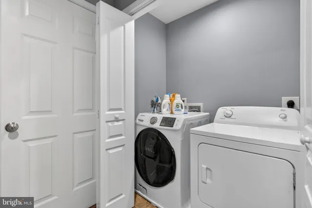 a view of a backyard of the house