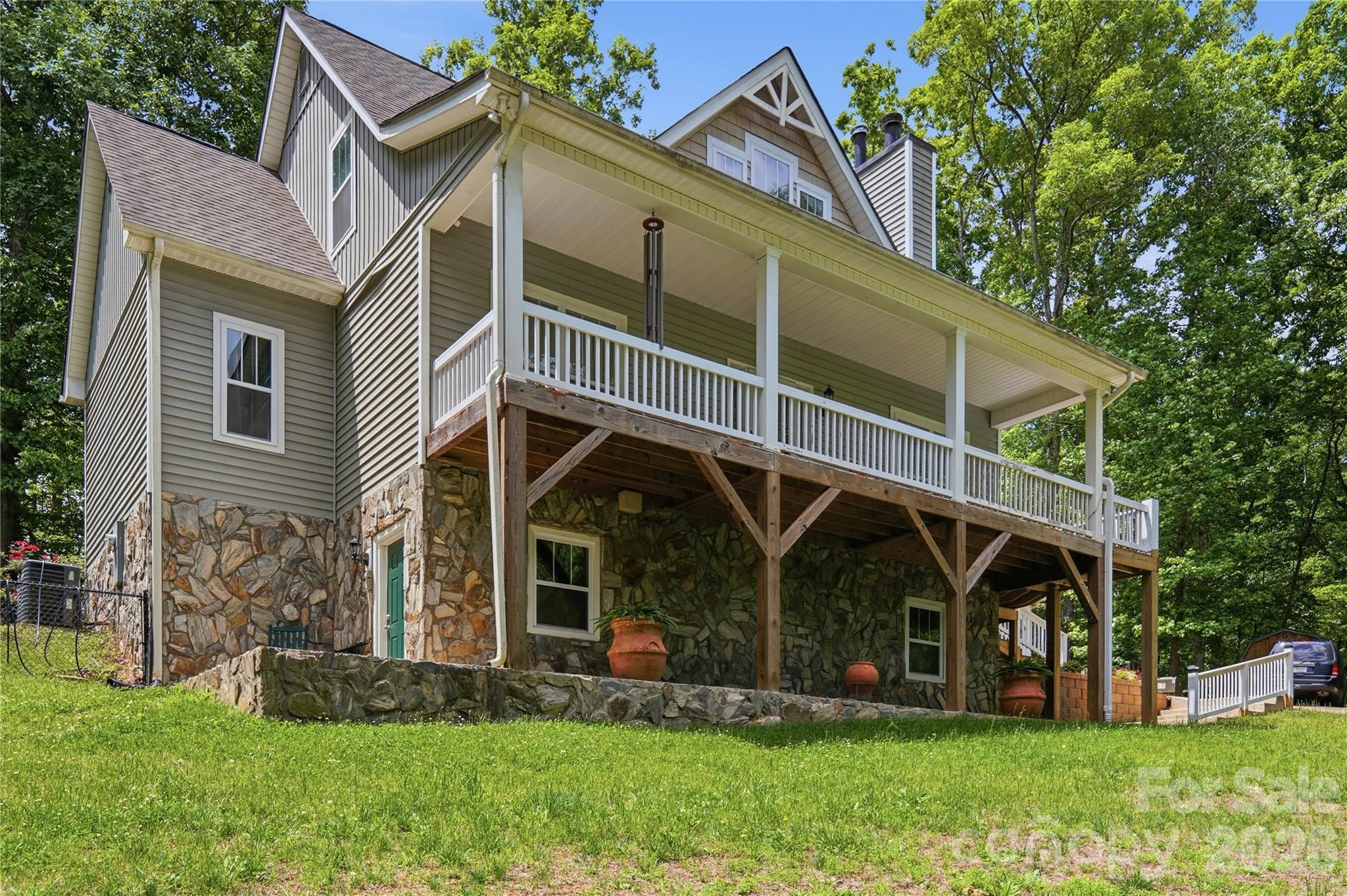 250 Henderson Road Bessemer City, NC 28016 - Photo 4 of 47 Gallery Image 4
