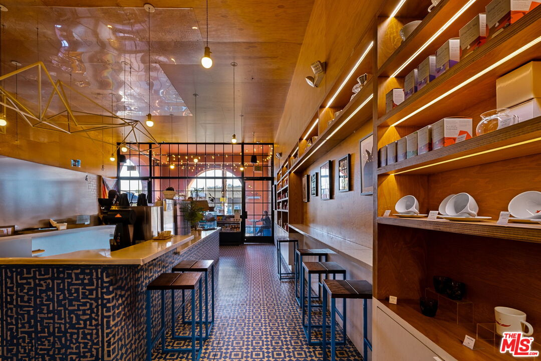 3924 Sunset Boulevard Los Angeles, CA 90029 - Photo 22 of 70