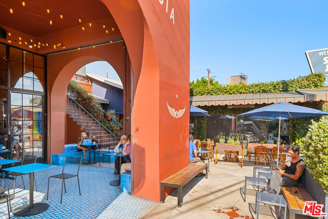 3924 Sunset Boulevard Los Angeles, CA 90029 - Photo 28 of 70 an outdoor space with seating