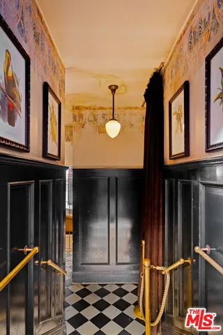 $25,500,000 | 3924 Sunset Boulevard, Los Angeles, CA 90029