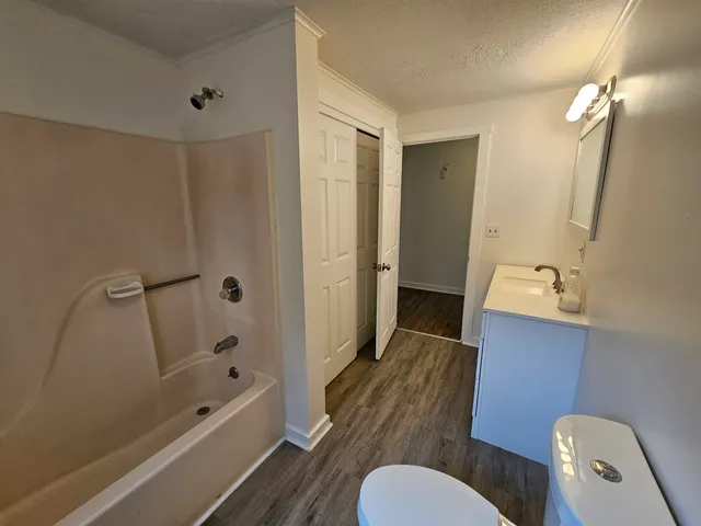 $1,650 | 71 Moultonville Road, Unit 1, Ossipee, NH 03814