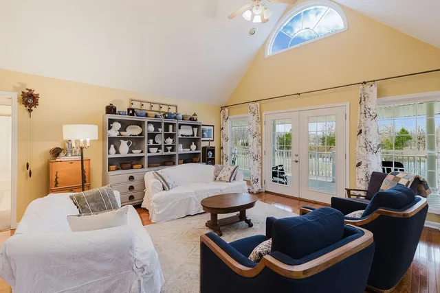 $539,900 | 20791 Misty Waters Point, Pittsburg, IL 62974