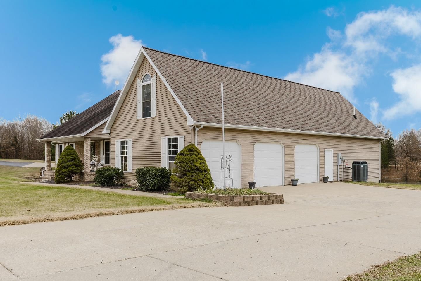 20791 Misty Waters Point Pittsburg, IL 62974 - Photo 2 of 86