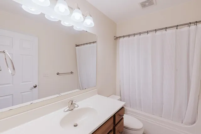 $539,900 | 20791 Misty Waters Point, Pittsburg, IL 62974