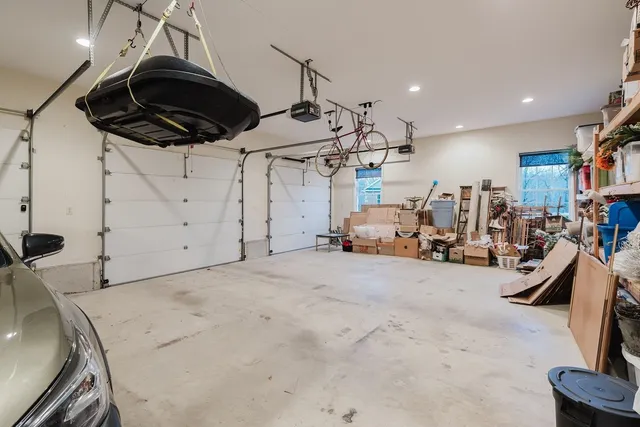 $539,900 | 20791 Misty Waters Point, Pittsburg, IL 62974