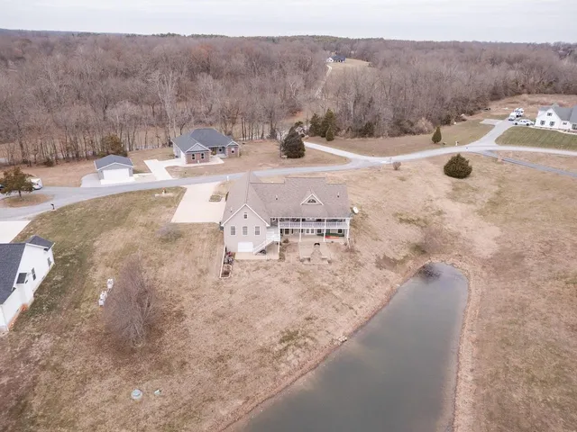 $539,900 | 20791 Misty Waters Point, Pittsburg, IL 62974