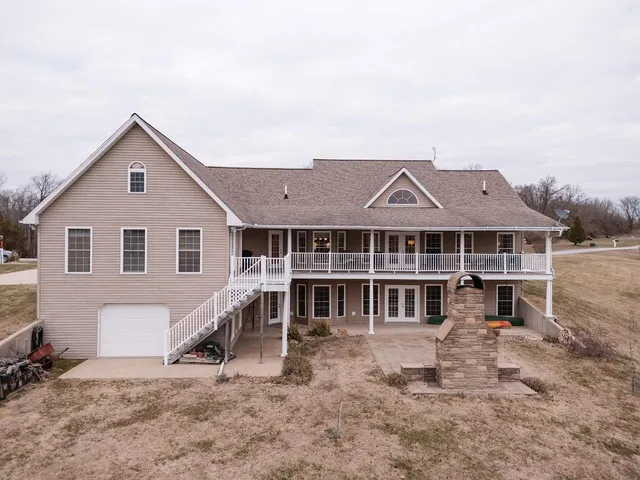 $539,900 | 20791 Misty Waters Point, Pittsburg, IL 62974