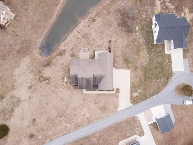 $539,900 | 20791 Misty Waters Point, Pittsburg, IL 62974