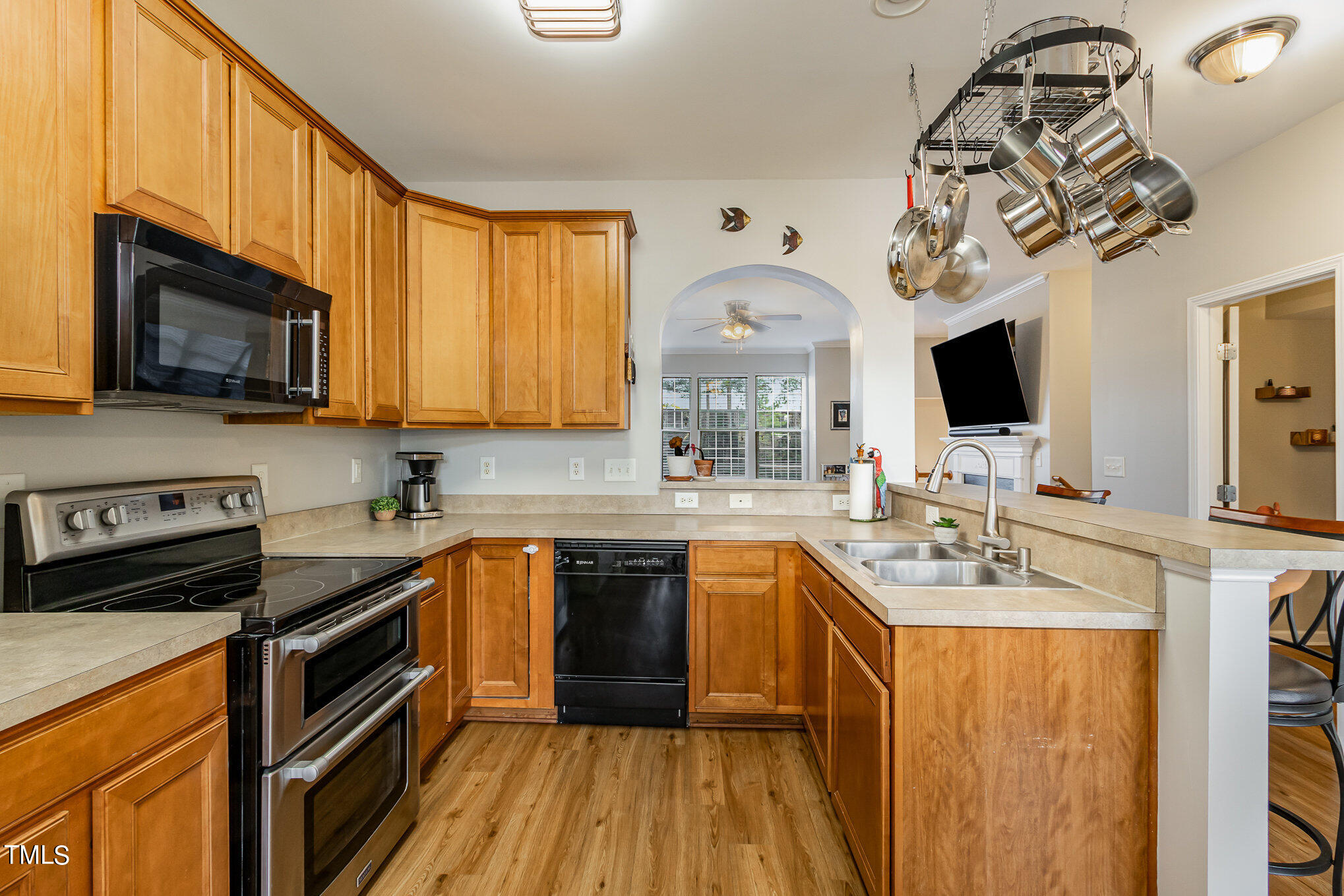 5404 Silver Moon Lane Raleigh, NC 27606 - Photo 8 of 29 012_img_1127-edit