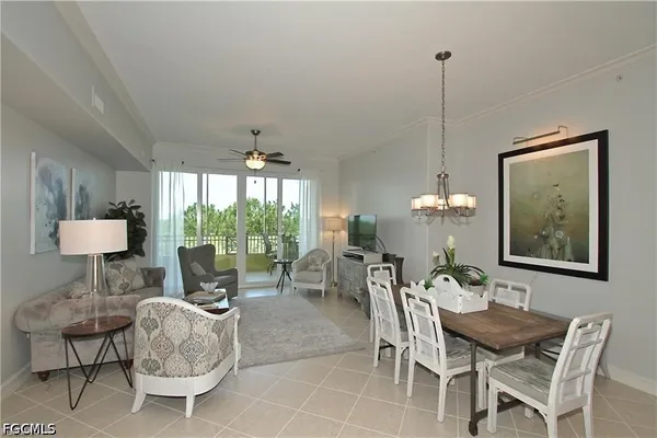 $945,000 | 2738 Tiburon Boulevard East, Unit B403, Naples, FL 34109