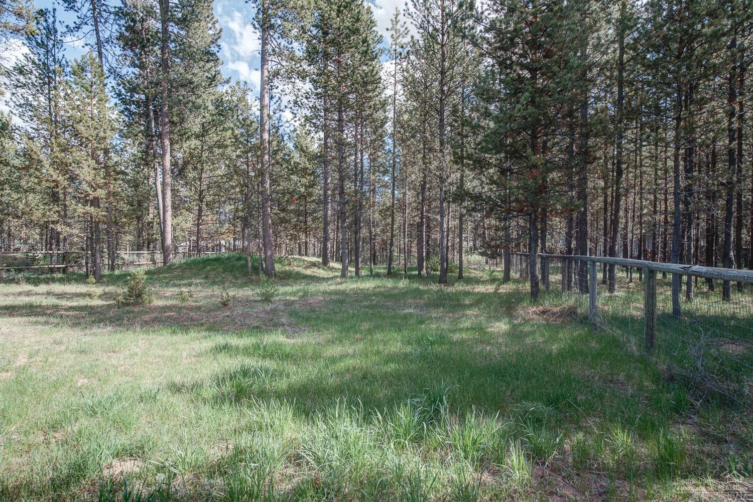 17265 Bakersfield Road Bend, OR 97707 - Photo 21 of 24 Gallery Image 21