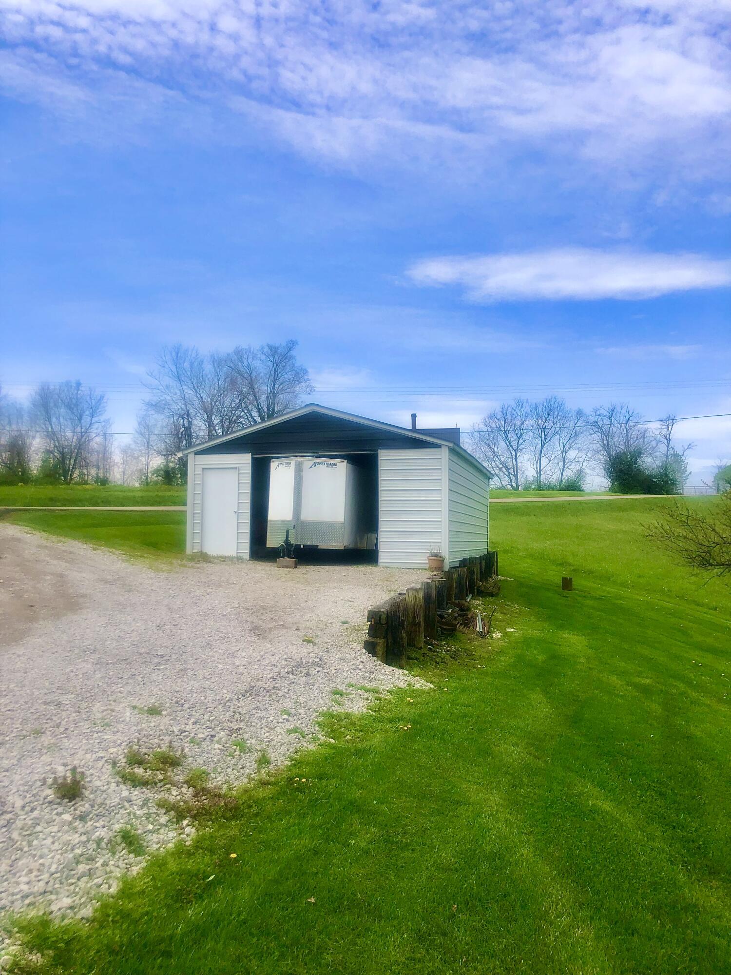 258 Whitlock Road Richmond, KY 40475 - Photo 8 of 27 51B83928-9C11-440D-A5CD-B226438E05BB