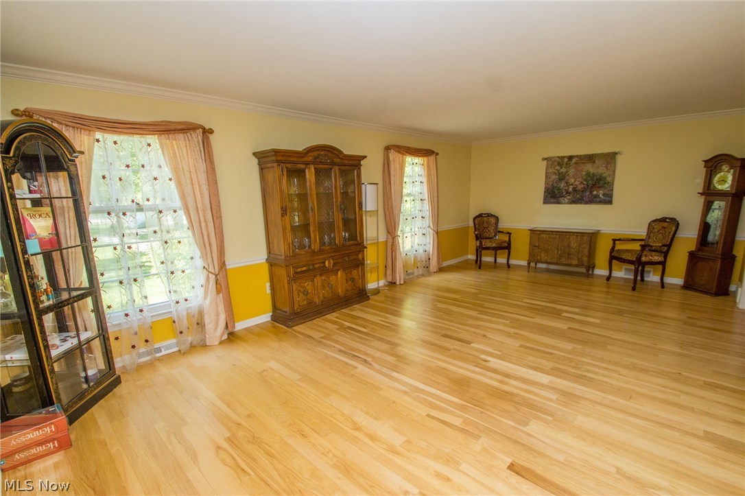 549 Riverview Road Gates Mills, OH 44040 - Photo 4 of 30 Formal Living Room