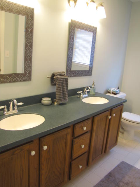 1725 Wilbur Road Southwest Roanoke, VA 24015 - Photo 13 of 33 015.JPG