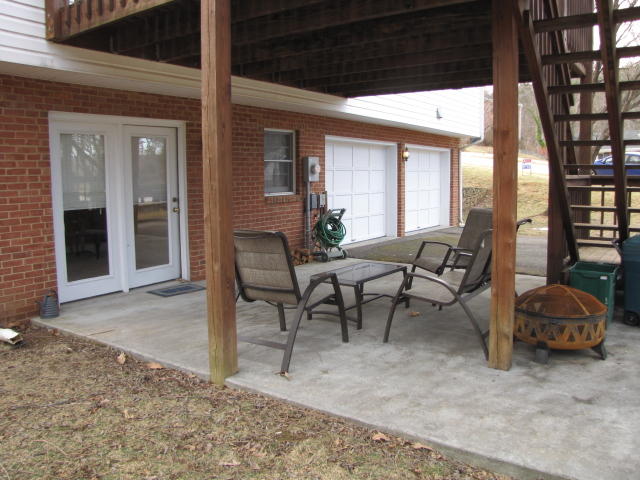 1725 Wilbur Road Southwest Roanoke, VA 24015 - Photo 33 of 33 031.JPG