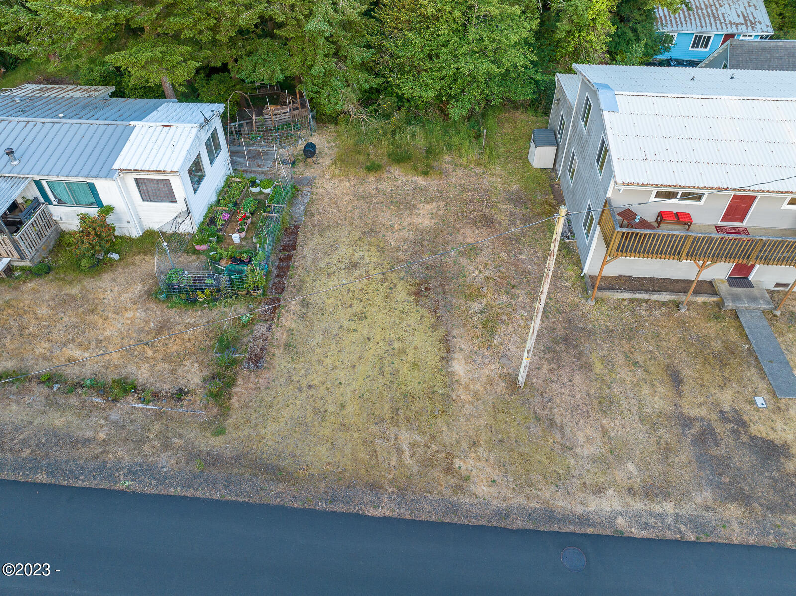 6301 3rd Street Pacific City, OR 97135 - Photo 7 of 8 3 stories allowed