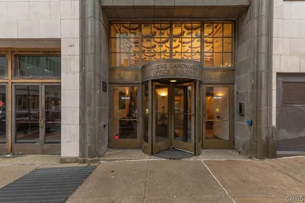 $289,900 | 108 West Jefferson Street, Unit 702, Syracuse, NY 13202