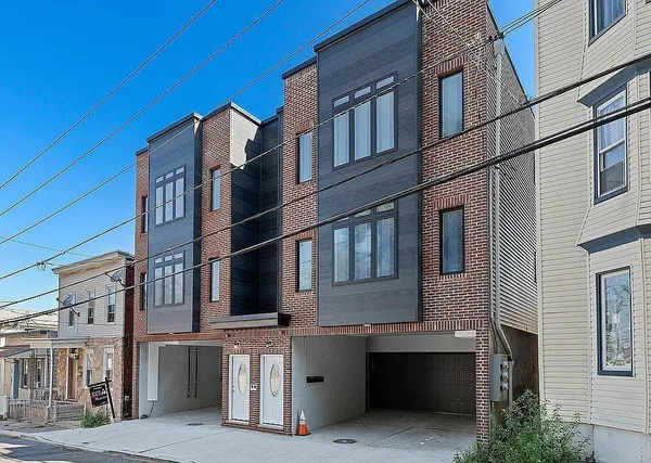$4,700 | 1448 37th Street, Unit 1, North Bergen, NJ 07047