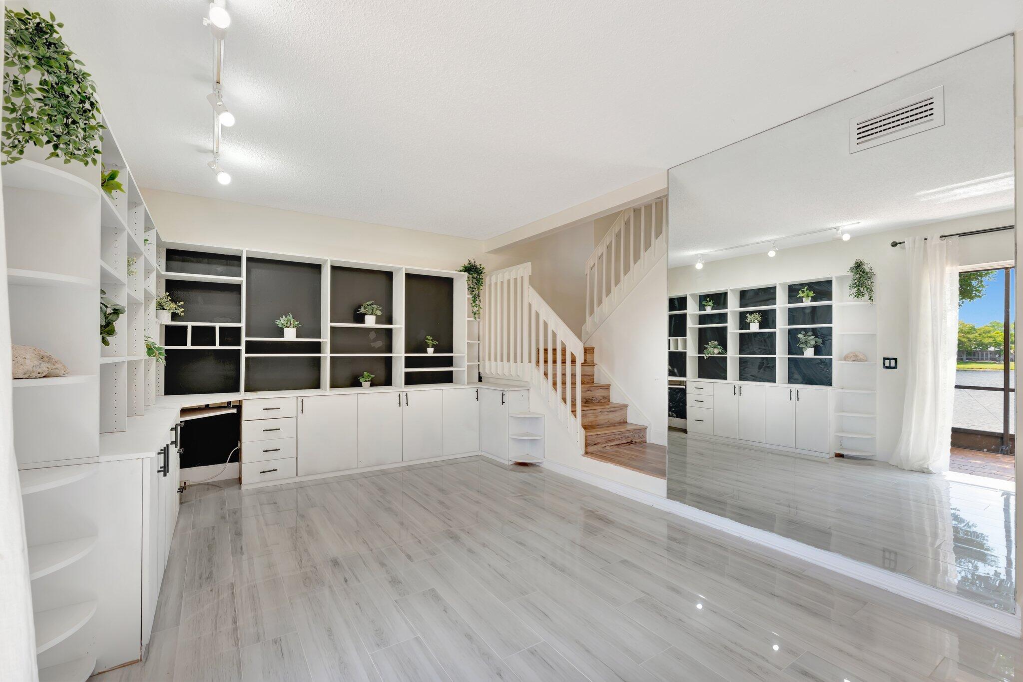 1388 Garden Road Weston, FL 33326 - Photo 15 of 46 Office