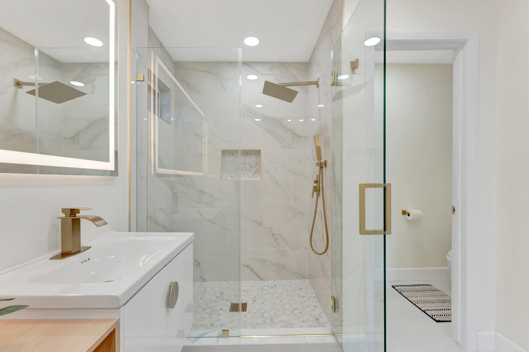 1388 Garden Road Weston, FL 33326 - Photo 29 of 46 Framless shower