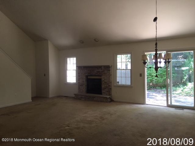135 Riptide Avenue Manahawkin, NJ 08050 - Photo 6 of 42 Living Dining1