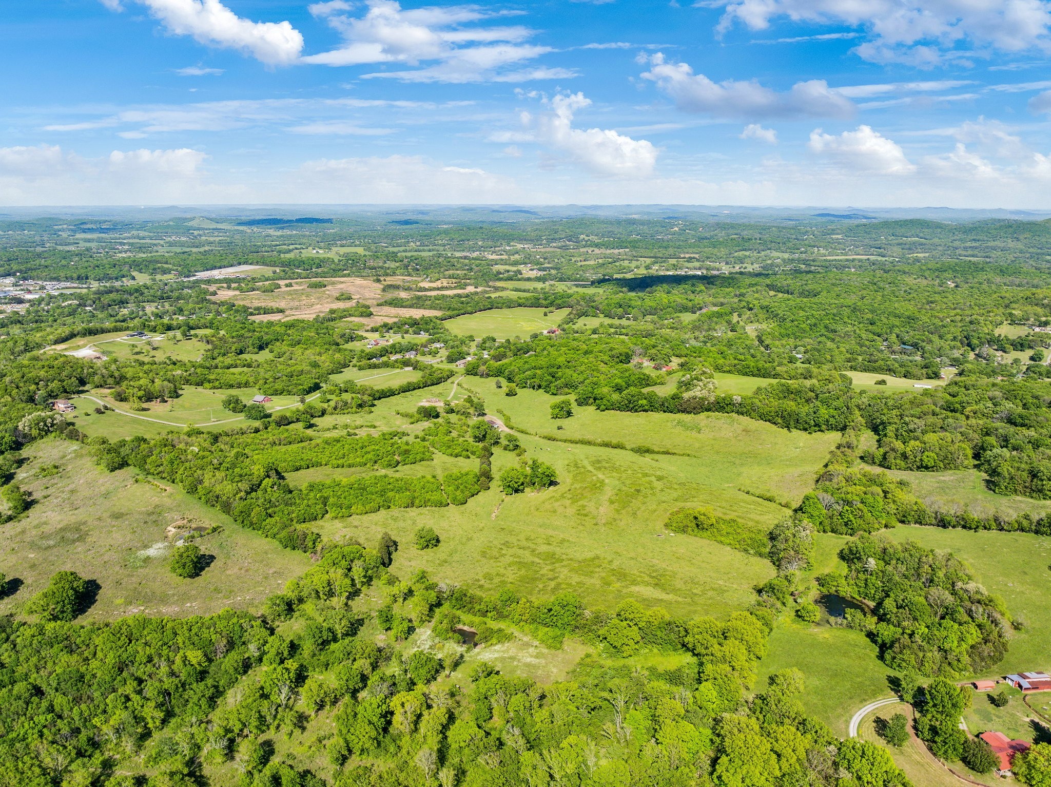 2600 Southeast Tater Peeler Road Lebanon, TN 37090 - Photo 6 of 12 a view of yard with ocean view