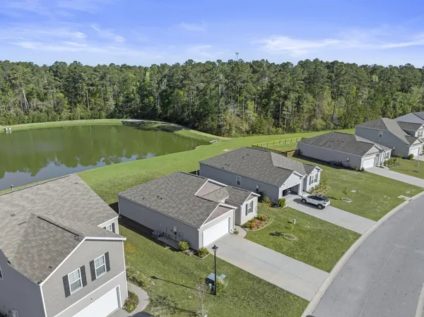 $344,990 | 162 Oakwood Boulevard, Summerville, SC 29486