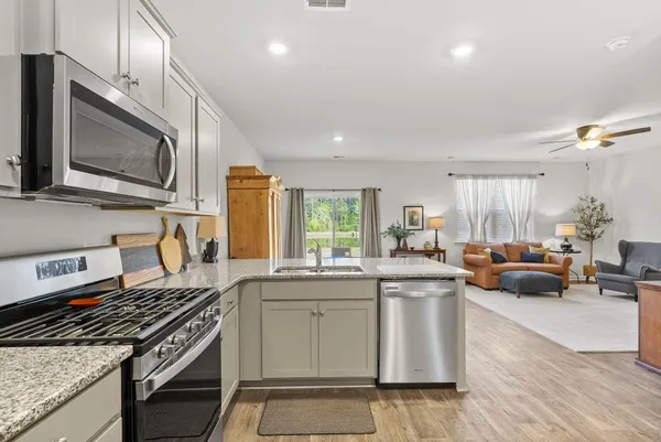 $344,990 | 162 Oakwood Boulevard, Summerville, SC 29486