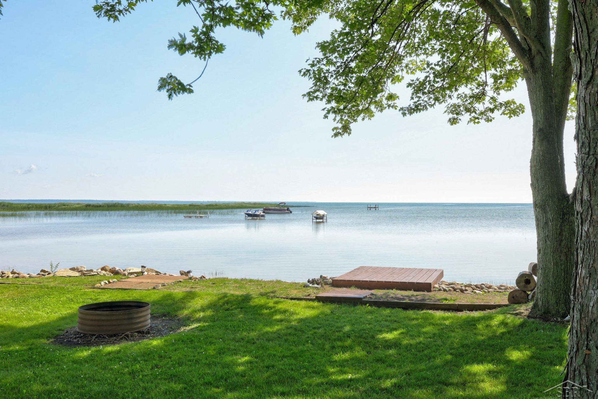 5237 Beachwood Road Standish, MI 48658 - Photo 19 of 68 Yard Water View