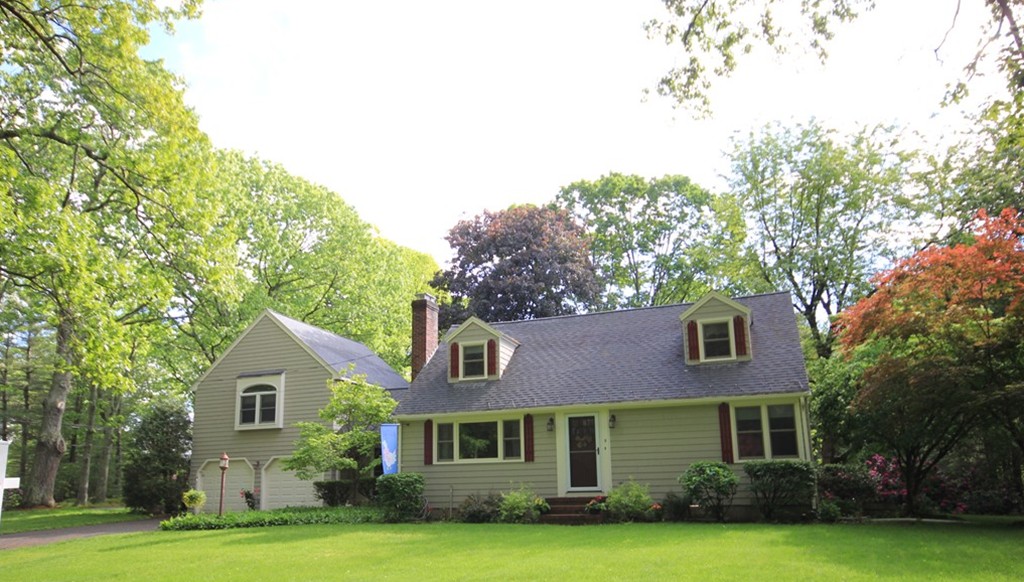 5 Stowe Road Southborough, MA 01772 - Photo 1 of 26 Gallery Image 1