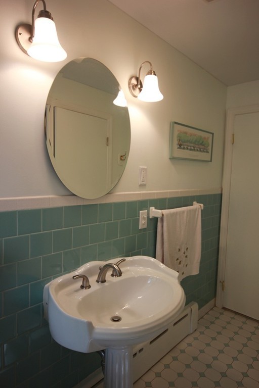 5 Stowe Road Southborough, MA 01772 - Photo 17 of 26 Gallery Image 17